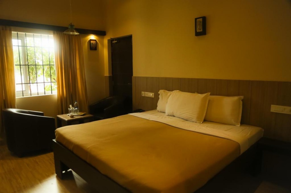 Room image 5